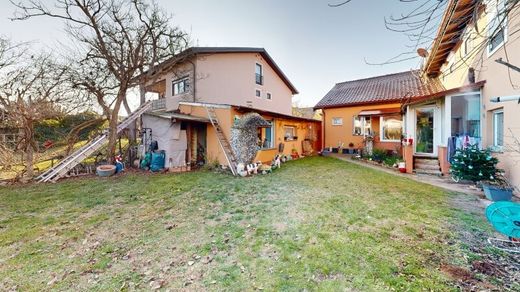 منزل ﻓﻲ Strasshof an der Nordbahn, Politischer Bezirk Gänserndorf