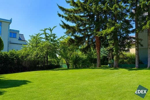 Land in Vienna, Wien Stadt