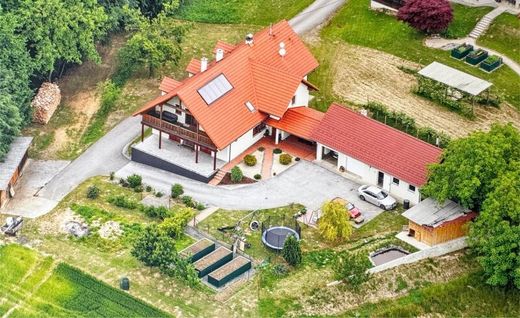 Luxe woning in Jennersdorf, Politischer Bezirk Jennersdorf