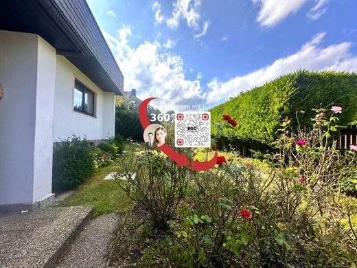 Maison de luxe à Baden, Politischer Bezirk Baden