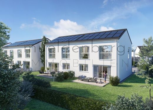 Luxury home in Markgrafneusiedl, Politischer Bezirk Gänserndorf