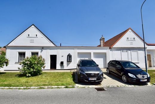 Luxury home in Lackendorf, Politischer Bezirk Oberpullendorf