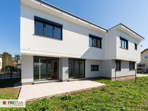 ‏בתי יוקרה ב  אוקלנד, Wien Stadt