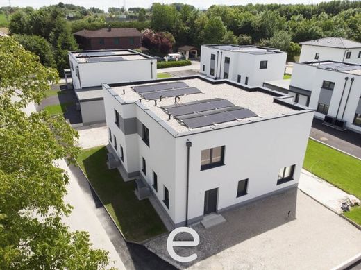 Luxury home in Laakirchen, Politischer Bezirk Gmunden