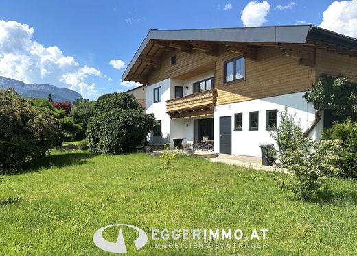 Элитный дом, Зальфельден-ам-Штайнернен-Меер, Politischer Bezirk Zell am See