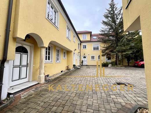 Apartment / Etagenwohnung in Perchtoldsdorf, Politischer Bezirk Mödling