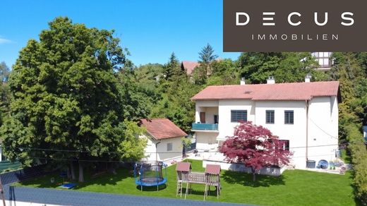 Maison de luxe à Gießhübl, Politischer Bezirk Mödling