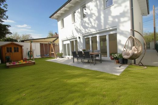 Luxury home in Gerasdorf bei Wien, Politischer Bezirk Korneuburg