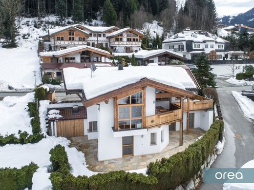 Casa di lusso a Kitzbühel, Politischer Bezirk Kitzbühel