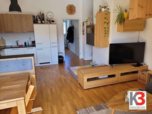 Apartment / Etagenwohnung in Thalgau, Politischer Bezirk Salzburg-Umgebung