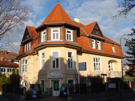 Apartment in Baden bei Wien, Politischer Bezirk Baden