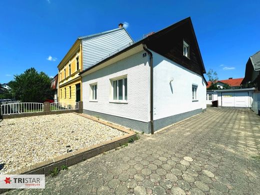 Luxe woning in Berndorf, Politischer Bezirk Baden