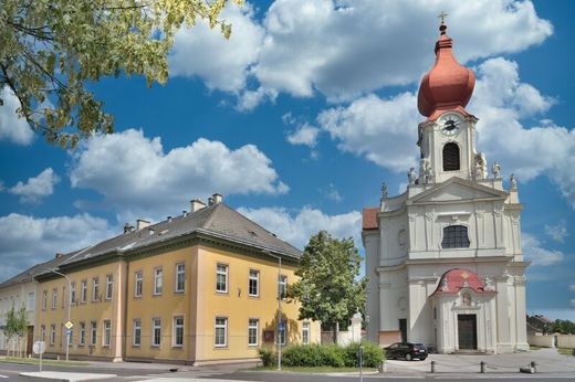 Lüks ev Pottendorf, Politischer Bezirk Baden