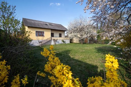 Luxury home in Seyring, Politischer Bezirk Korneuburg
