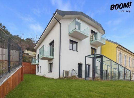 Элитный дом, Клостернойбург, Politischer Bezirk Tulln