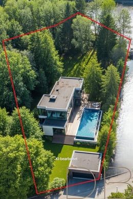 Land in Breitenfurt bei Wien, Politischer Bezirk Mödling