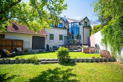 Maison de luxe à Gaaden, Politischer Bezirk Mödling