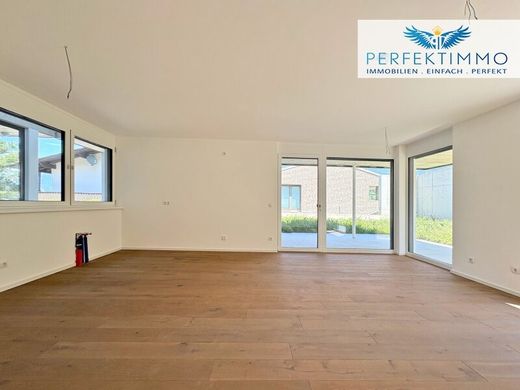 아파트 / Schönberg im Stubaital, Politischer Bezirk Innsbruck Land