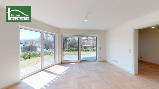 Apartment / Etagenwohnung in Velden, Politischer Bezirk Villach Land