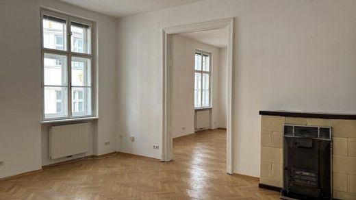 Apartment / Etagenwohnung in Gemeindebezirk Josefstadt, Wien Stadt