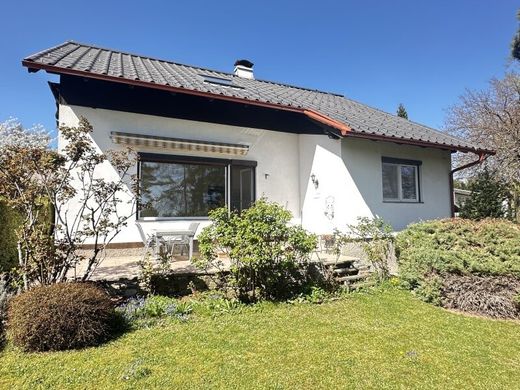 Luxus-Haus in Brunn am Gebirge, Politischer Bezirk Mödling