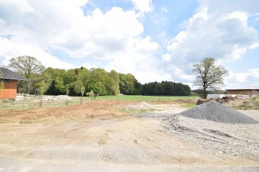 Terreno - Perwang am Grabensee, Politischer Bezirk Braunau am Inn