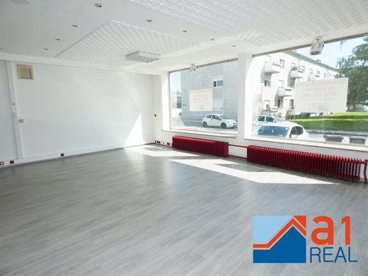 Office in Traun, Politischer Bezirk Linz-Land