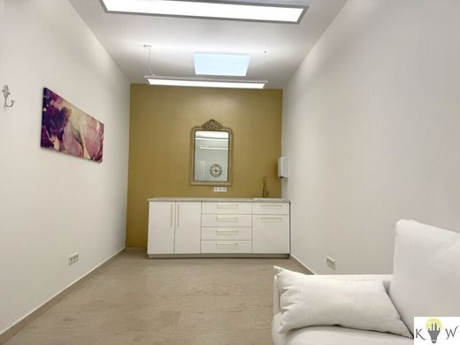 Escritório - Frauenkirchen, Politischer Bezirk Neusiedl am See