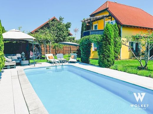 Lüks ev Gänserndorf, Politischer Bezirk Gänserndorf