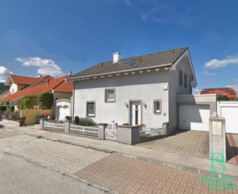 Casa de luxo - Bad Vöslau, Politischer Bezirk Baden