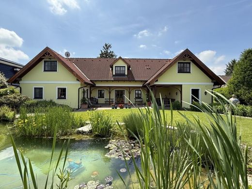 Luxe woning in Gerasdorf bei Wien, Politischer Bezirk Korneuburg