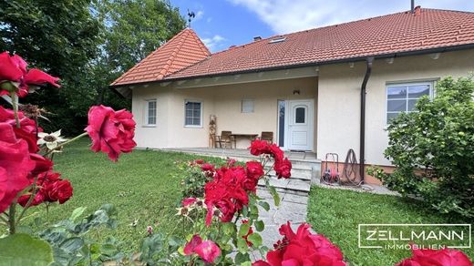Casa di lusso a Brunn am Gebirge, Politischer Bezirk Mödling