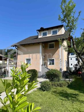 Nußdorf am Haunsberg, Politischer Bezirk Salzburg-Umgebungの高級住宅