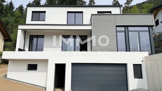Luxury home in Launsdorf, Politischer Bezirk Sankt Veit an der Glan