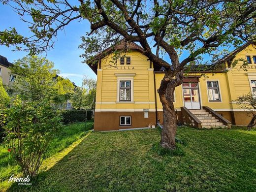 Luxury home in Mödling, Politischer Bezirk Mödling