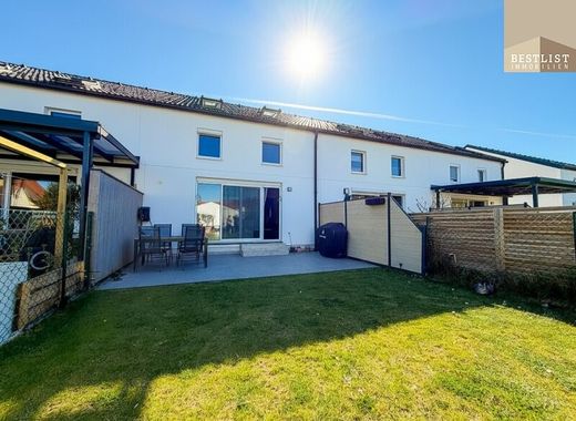 Luxury home in Wienersdorf, Politischer Bezirk Baden