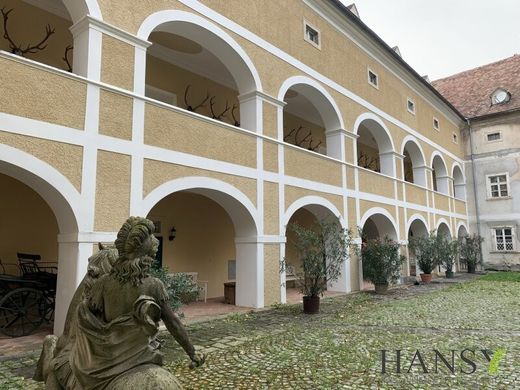 Apartment in Strelzhof, Politischer Bezirk Neunkirchen