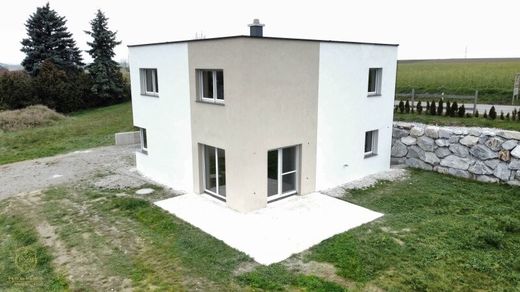 Luxury home in Ober-Grafendorf, Politischer Bezirk Sankt Pölten