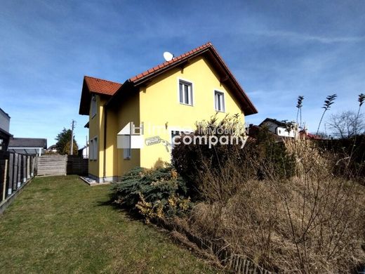 Luxe woning in Strasshof an der Nordbahn, Politischer Bezirk Gänserndorf