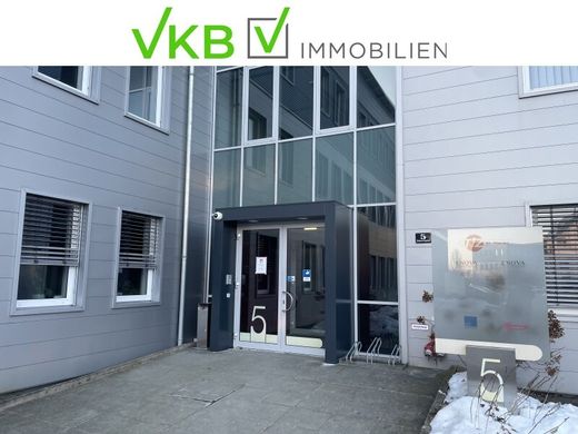 Office in Sankt Florian, Politischer Bezirk Linz-Land