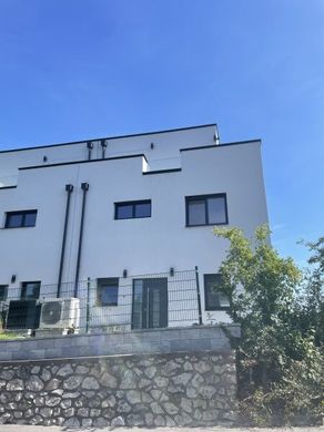 Элитный дом, Schwarzau am Steinfeld, Politischer Bezirk Neunkirchen