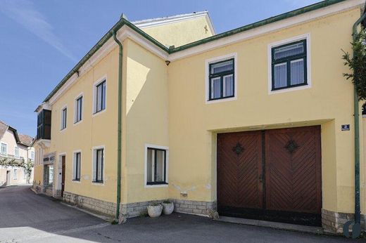 Maison de luxe à Traismauer, Politischer Bezirk Sankt Pölten