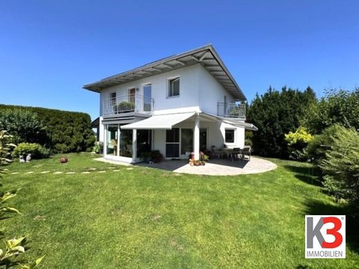 Luxury home in Tiefgraben, Politischer Bezirk Vöcklabruck