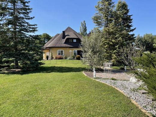 Villa in Bad Fischau, Politischer Bezirk Wiener Neustadt