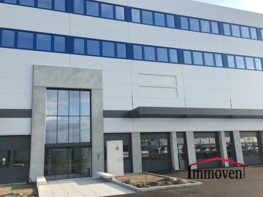 Офис, Wiener Neudorf, Politischer Bezirk Mödling