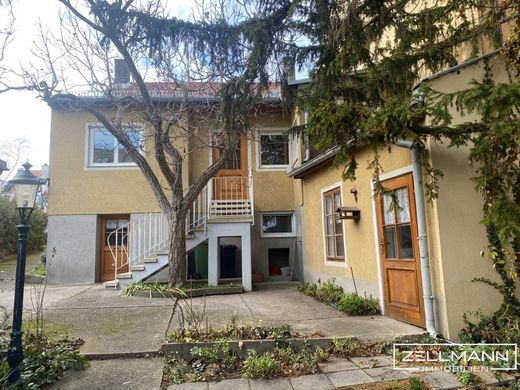 Элитный дом, Perchtoldsdorf, Politischer Bezirk Mödling