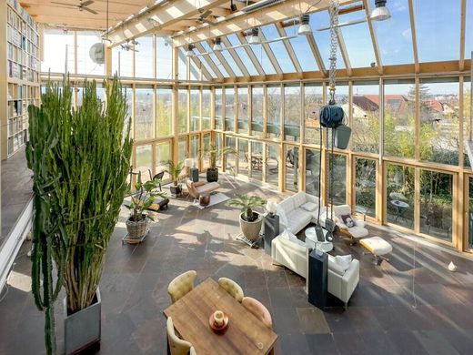 Luxury home in Stockerau, Politischer Bezirk Korneuburg