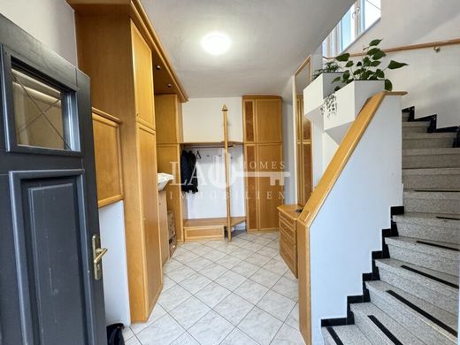Apartment in Hörsching, Politischer Bezirk Linz-Land
