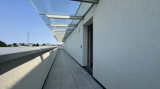 Διαμέρισμα σε Deutsch-Wagram, Politischer Bezirk Gänserndorf