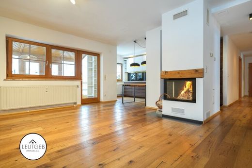 Apartamento - Saalfelden am Steinernen Meer, Politischer Bezirk Zell am See